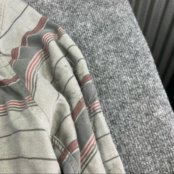 MARMOT Men's Fairfax Heathered Midweight Flannel in Sandbar Large worn fraying - Picture 12 of 15